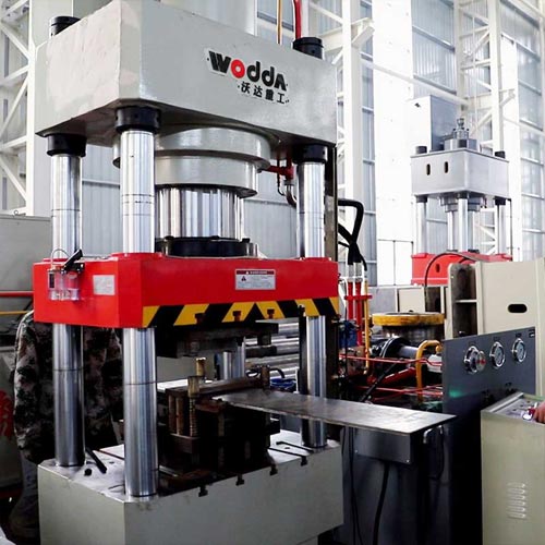 250噸礦用錨桿托盤(pán)成型液壓機(jī)_四柱液壓機(jī)廠(chǎng)家