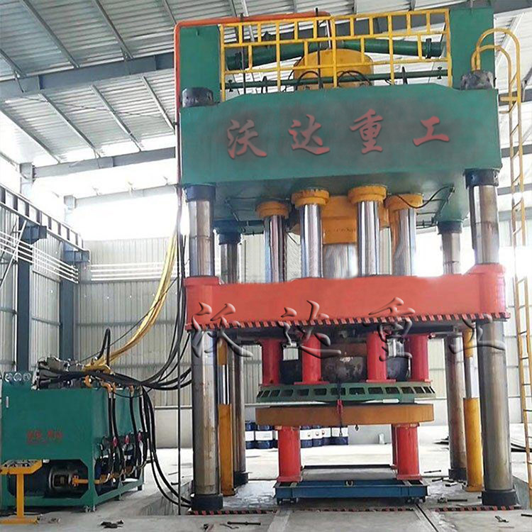 直徑2800mm大型封頭液壓機(jī) 直徑2800mm大型封頭液壓機(jī)