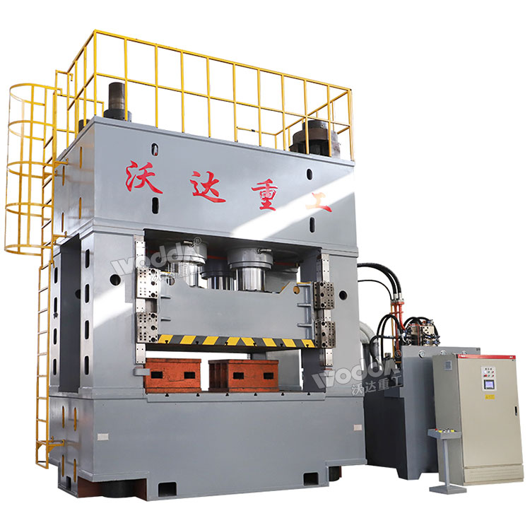 框架式2000噸液壓機(jī) 框架式2000噸液壓機(jī)