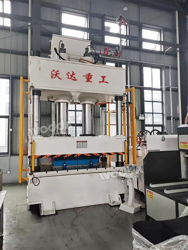 500噸汽車空氣濾清器外殼成型液壓機 500噸汽車空氣濾清器外殼成型液壓機