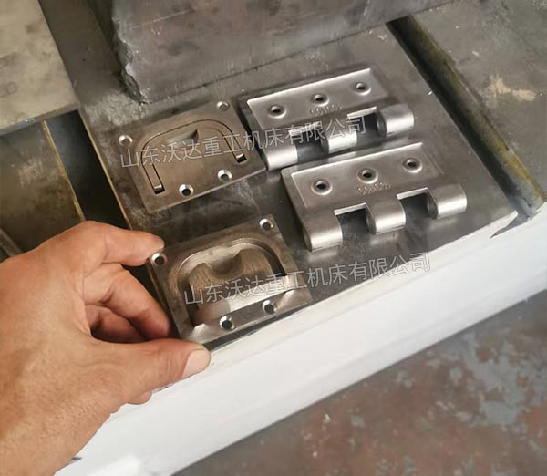 不銹鋼方形把手、不銹鋼門(mén)頁(yè)絞鏈 不銹鋼方形把手、不銹鋼門(mén)頁(yè)絞鏈